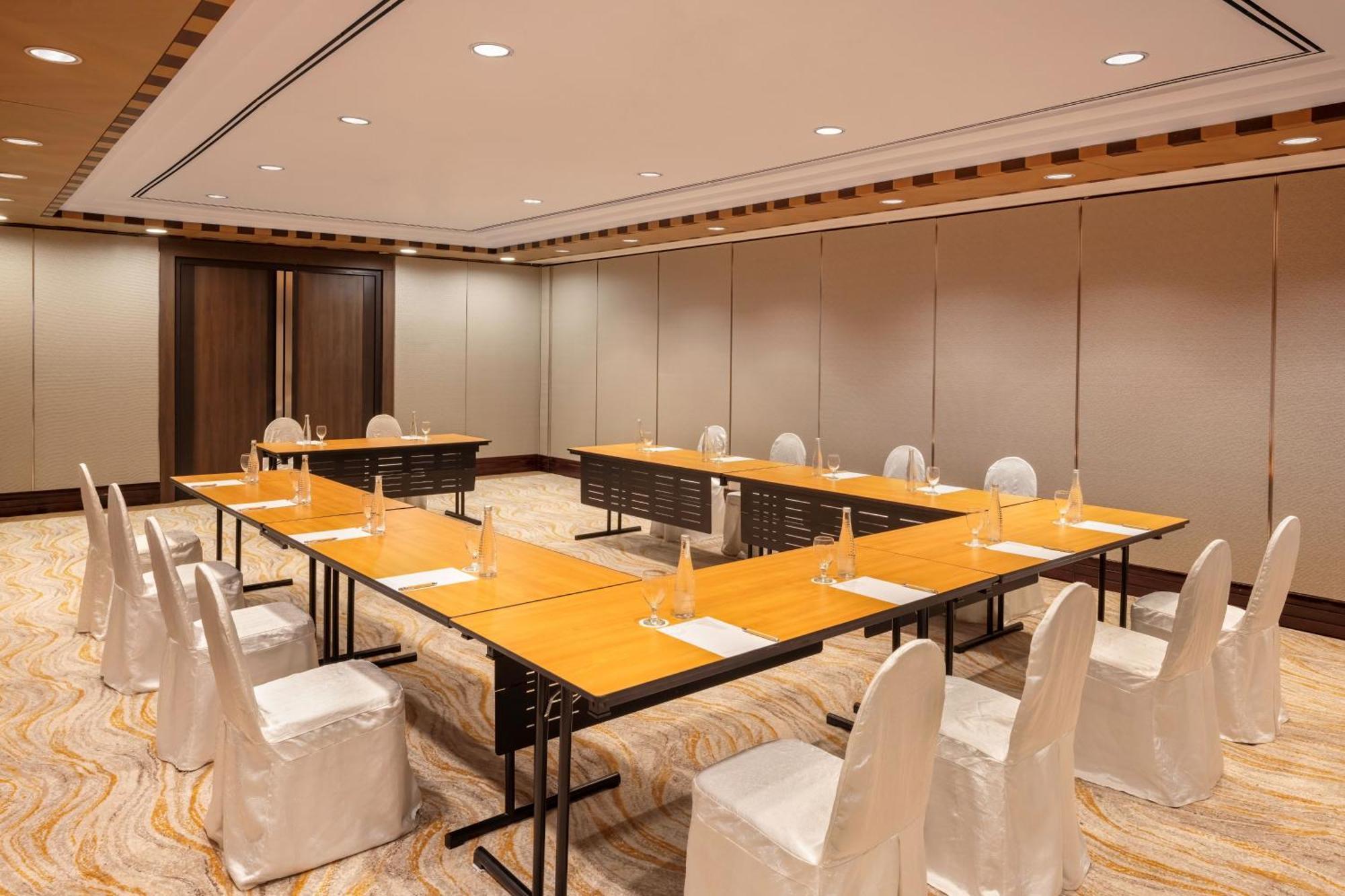 Dusit Princess Melaka Екстериор снимка